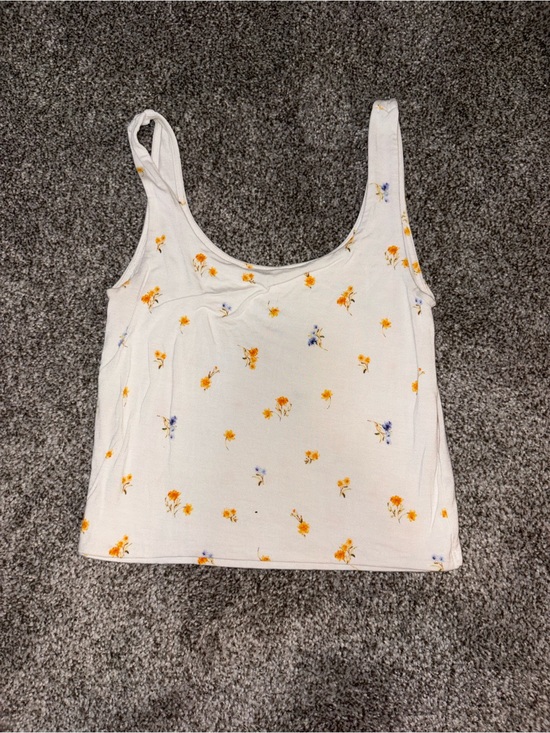 PacSun Tops - Pacsun White Floral Scoop Neck Tank Top